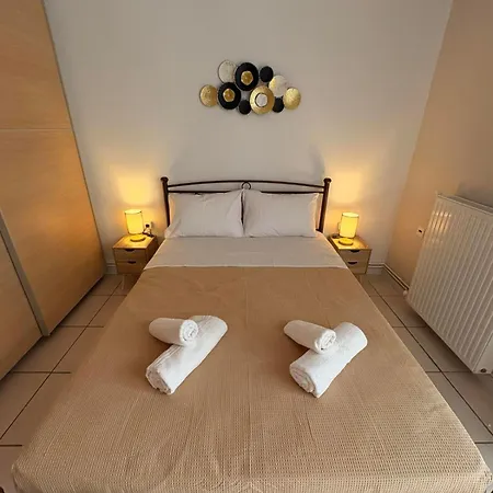 Apricot * أرغوستولي