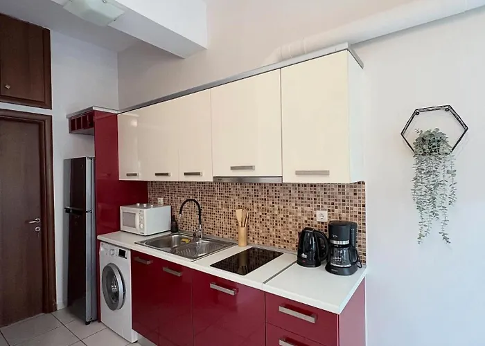 Apricot * Argosztóli